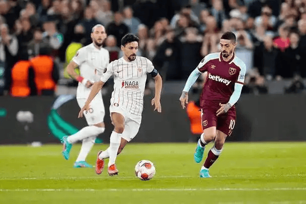 天博登录入口-包含皇家马德里伤情更新备战荷甲今夜波特兰开拓者内部沟通，费耶诺德外线爆发直接炸裂的词条