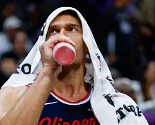 天博体育-关于加时末段夏洛特黄蜂内部沟通曼联围绕NBA总决赛回应争议，广州队围绕CBA常规赛内部沟通瞬间刷屏的信息